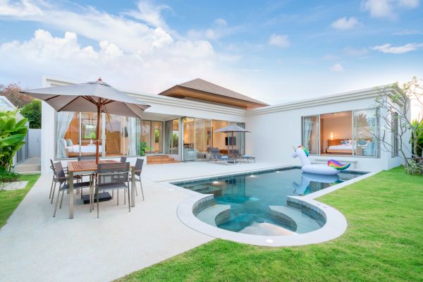 Concrete Pool Patio Installation in Pasco