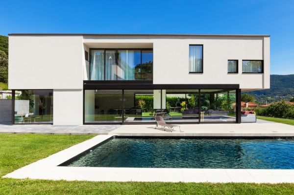 Poolside Concrete Construction in Pasco