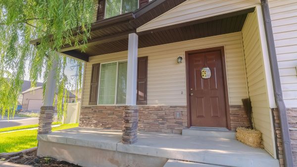 Concrete Porch Installation in Pasco